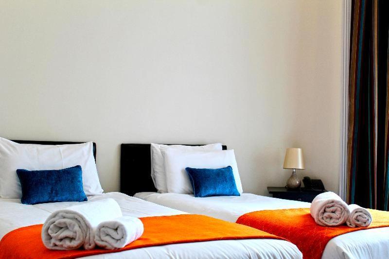 Nox Lancaster Gate Hotel London Bilik gambar
