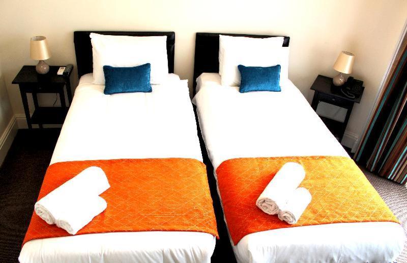 Nox Lancaster Gate Hotel London Bilik gambar